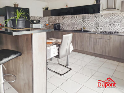 Maison - 80 m² - 4 pièces