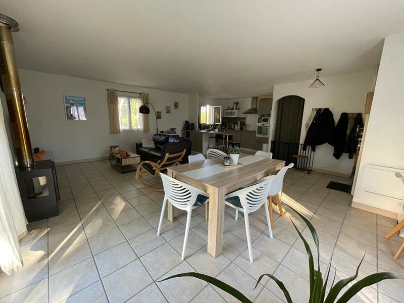 Maison - 99 m² - 4 pièces