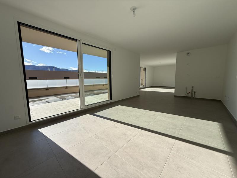 Appartement - 124 m² - 5 pièces