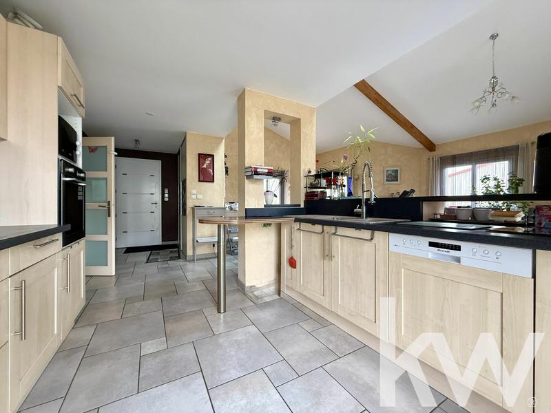 Pavillon - 187 m² - 6 pièces