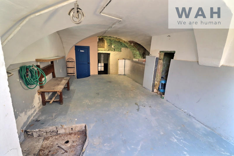 Maison de village - 226 m² - 8 pièces