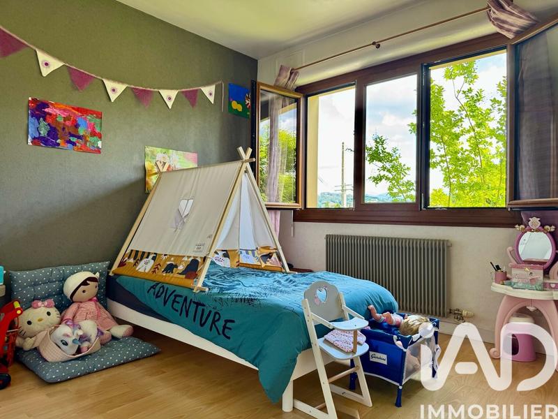 Appartement - 102 m² - 5 pièces