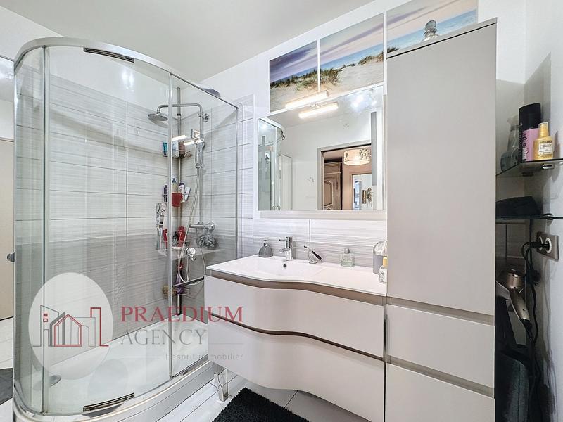 Appartement - 121 m² - 5 pièces