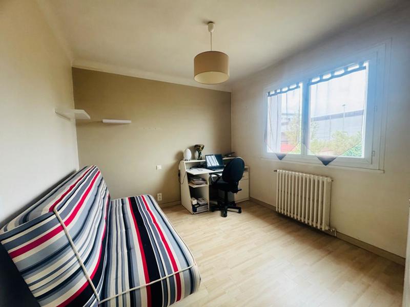 Maison - 111 m² - 4 pièces