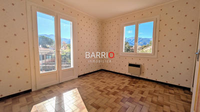 Maison traditionnelle - 104 m² - 4 pièces