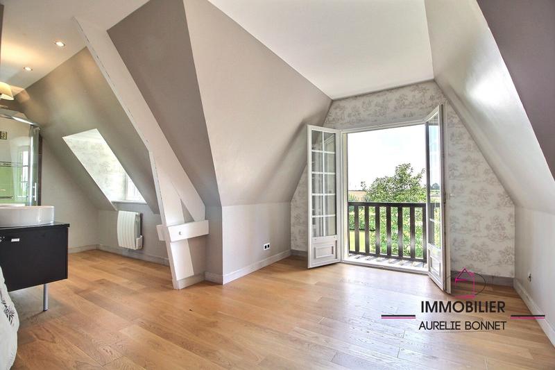 Maison traditionnelle - 130 m² - 7 pièces