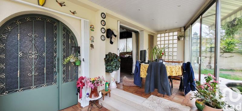 Maison - 216 m² - 5 pièces