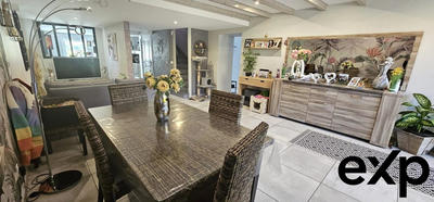 Maison - 220 m² - 5 pièces