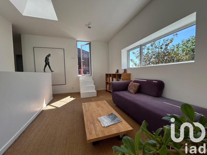 Maison - 220 m² - 7 pièces