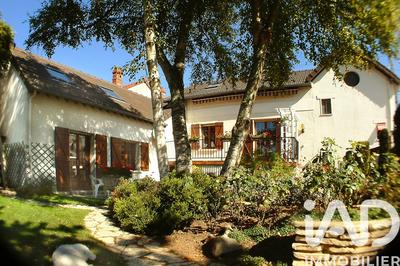 Maison - 178 m² - 9 pièces