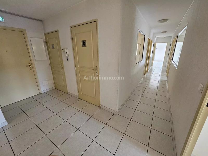 Bureau - 215 m² - 14 pièces