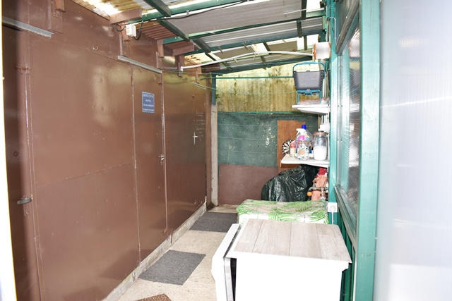 Terrain de loisirs - 295 m²