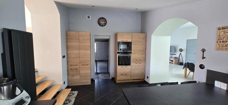 Maison - 170 m² - 6 pièces