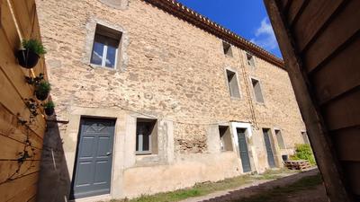 Maison de village - 87 m² - 4 pièces