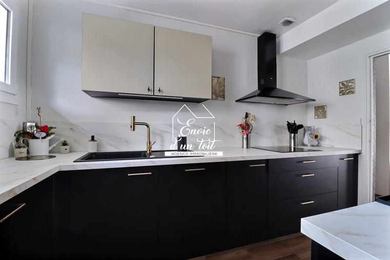 Maison - 85 m² - 4 pièces