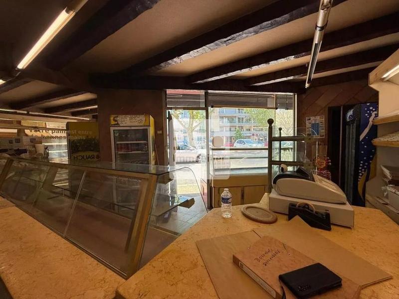 Local commercial - 58 m² - 2 pièces