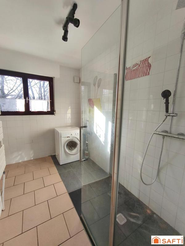 Maison - 95 m² - 5 pièces