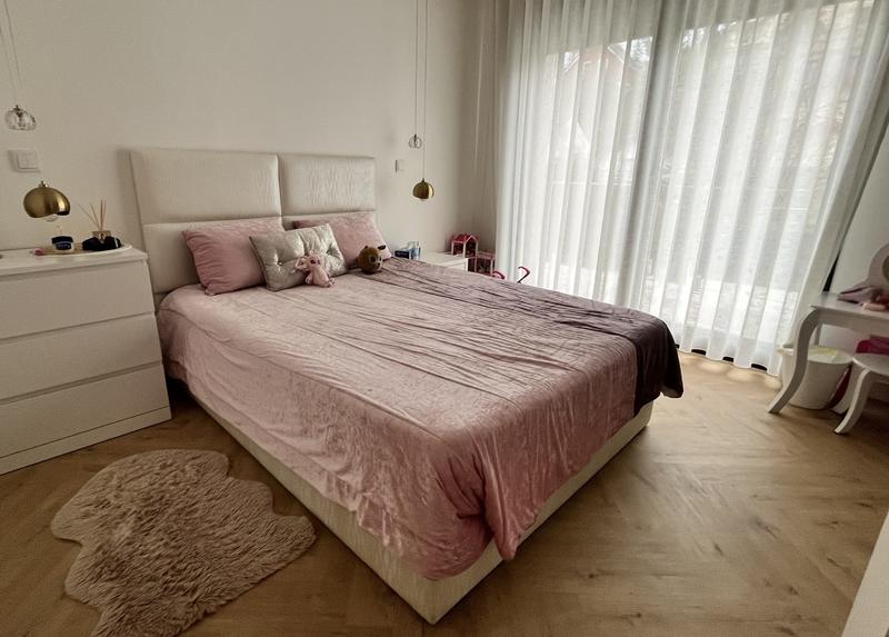 Villa - 210 m² - 8 pièces