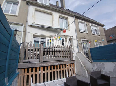 Maison - 100 m² - 6 pièces