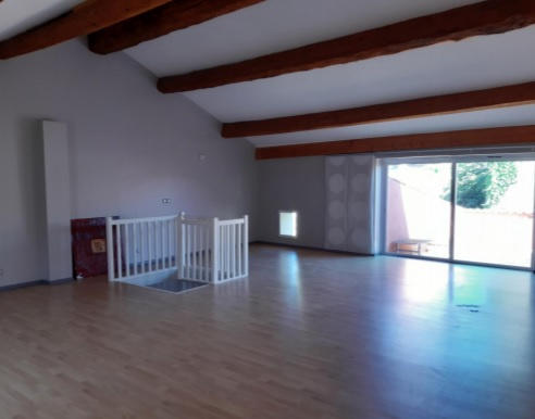 Villa - 307 m² - 8 pièces