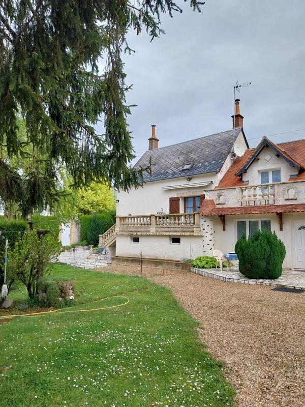 Maison - 195 m² - 7 pièces