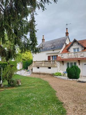 Maison - 195 m² - 7 pièces