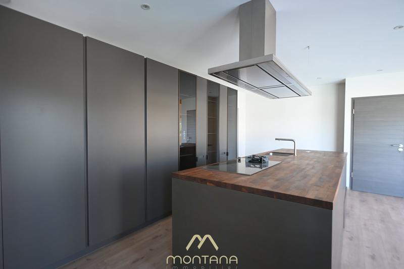 Maison - 189 m² - 6 pièces