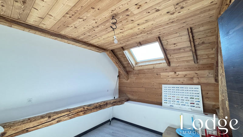 Maison - 206 m² - 6 pièces