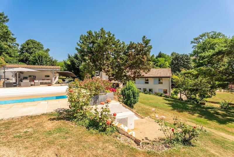 Maison d'architecte - 265 m² - 6 pièces