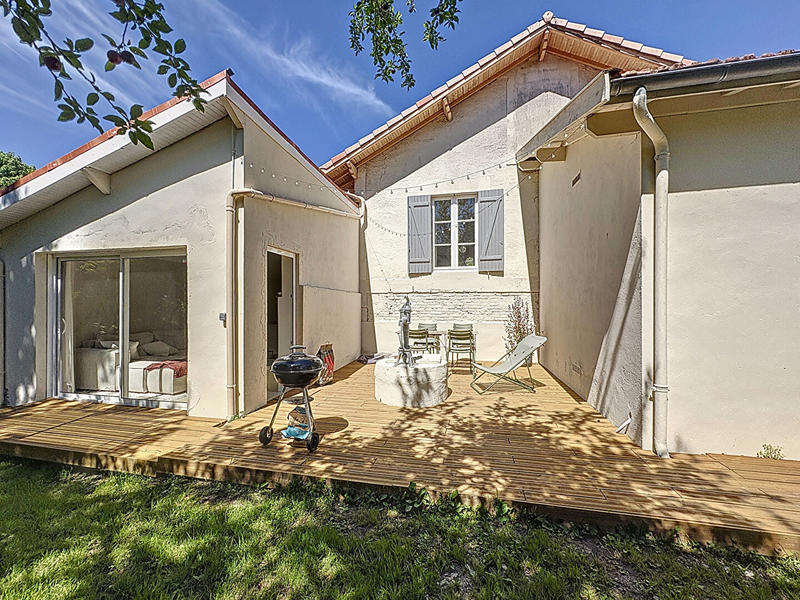 Maison - 85 m² - 3 pièces