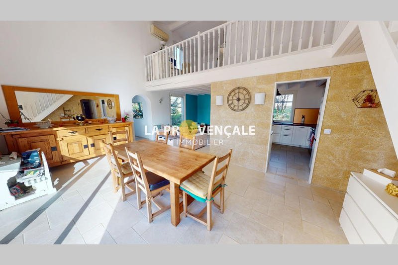 Maison - 108 m² - 5 pièces