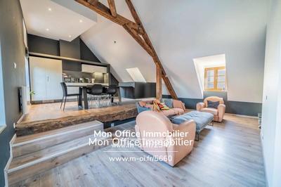 Studio - 134 m² - 5 pièces