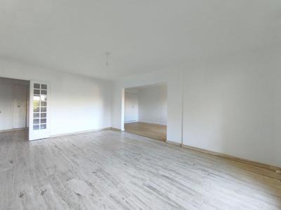 Appartement ancien - 111 m² - 5 pièces