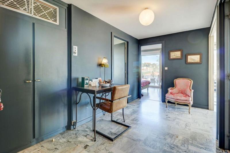 Appartement - 82 m² - 3 pièces