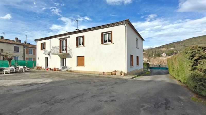 Villa - 202 m² - 4 pièces