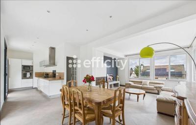 Maison - 113 m² - 5 pièces