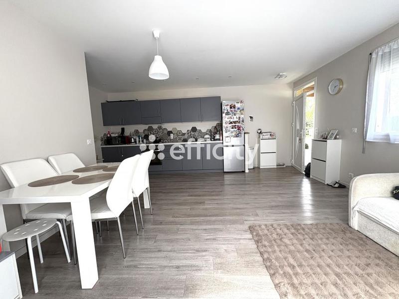 Appartement - 84 m² - 4 pièces