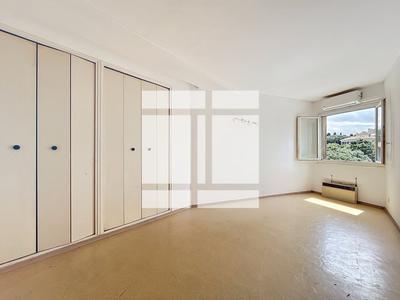 Appartement - 60 m² - 2 pièces