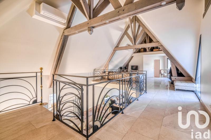 Maison de maîtres - 400 m² - 7 pièces