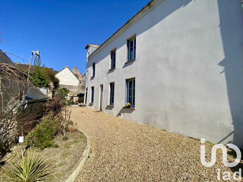 Maison - 184 m² - 9 pièces