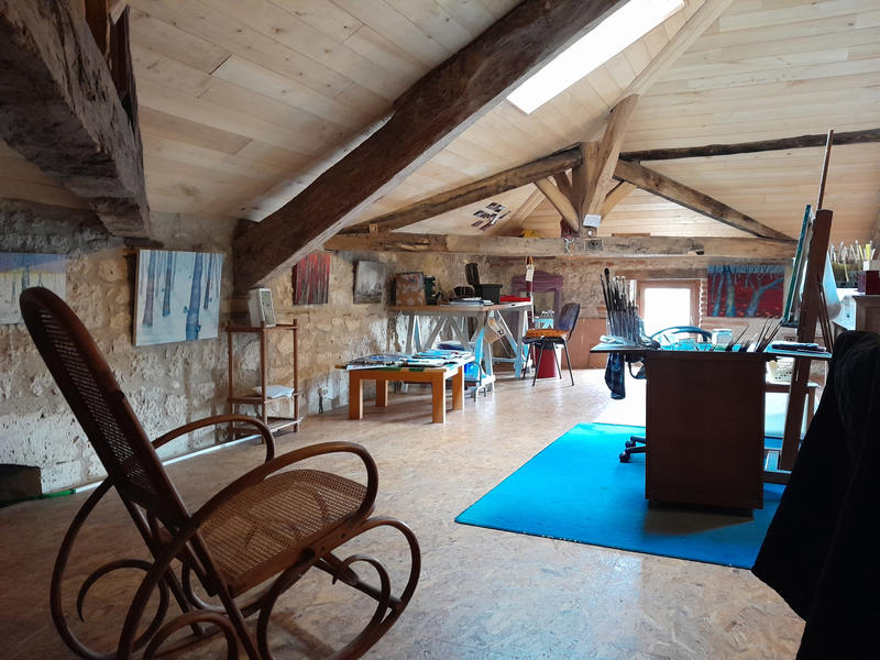 Maison - 240 m² - 8 pièces