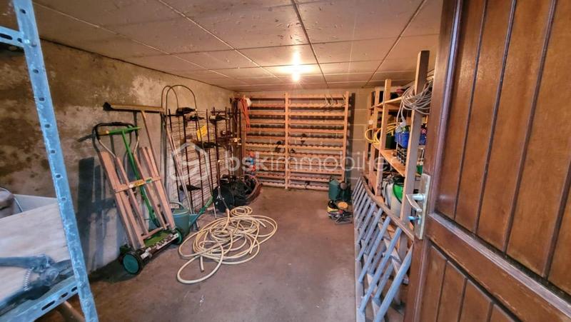 Maison - 200 m² - 9 pièces