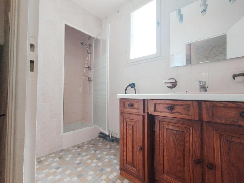 Maison - 91 m² - 7 pièces