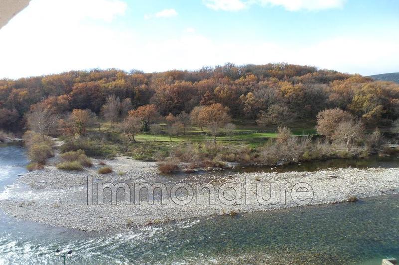 Appartement - 80 m² - 3 pièces