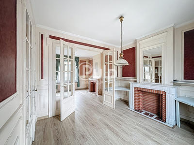 Maison bourgeoise - 172 m² - 10 pièces