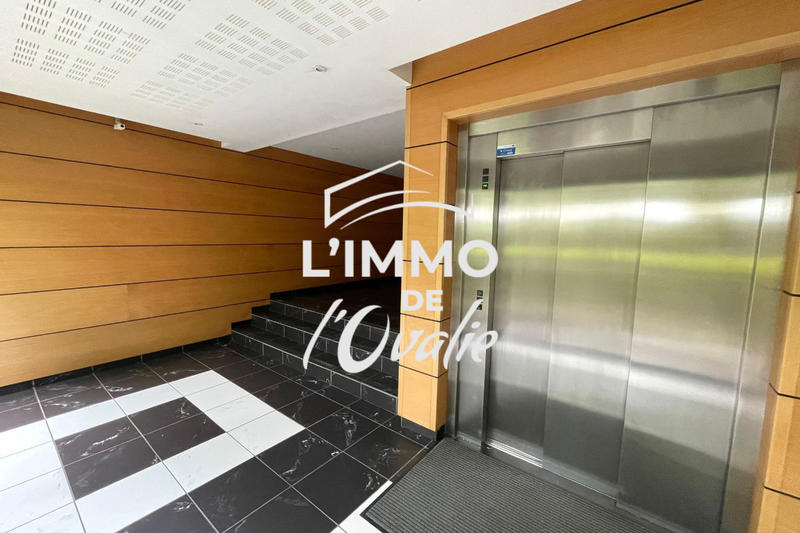 Appartement - 95 m² - 4 pièces