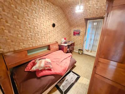 Maison - 94 m² - 6 pièces