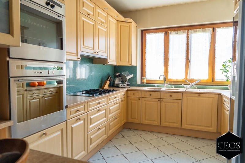 Maison ancienne - 272 m² - 15 pièces