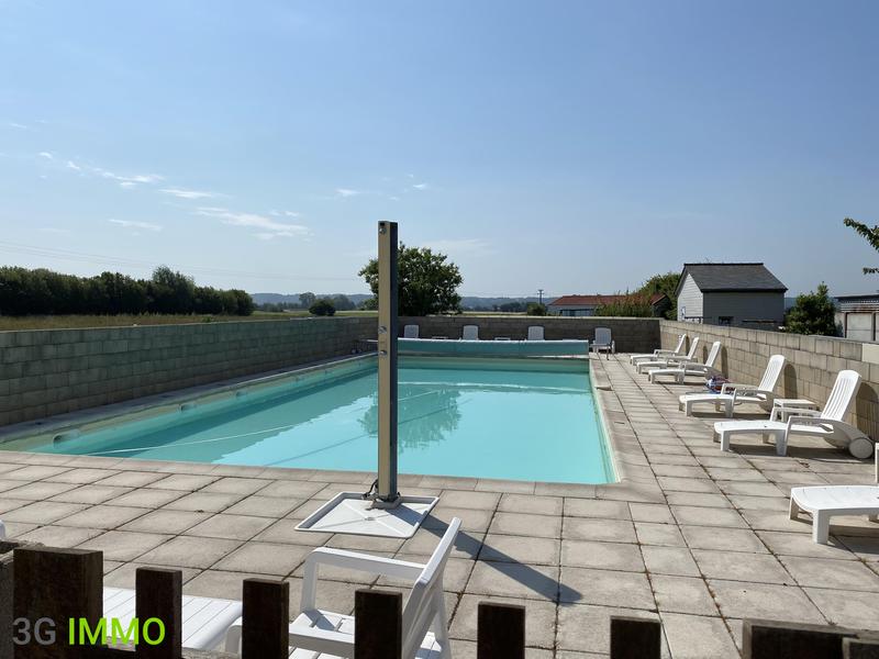 Maison - 145 m² - 9 pièces