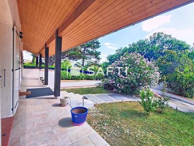 Maison - 160 m² - 6 pièces